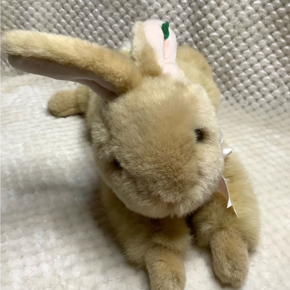 WAL-MART Plush Light Tan Laying Down Bunny Rabbit Stuffed Animal w Carrot on Ear - Picture 6 of 14